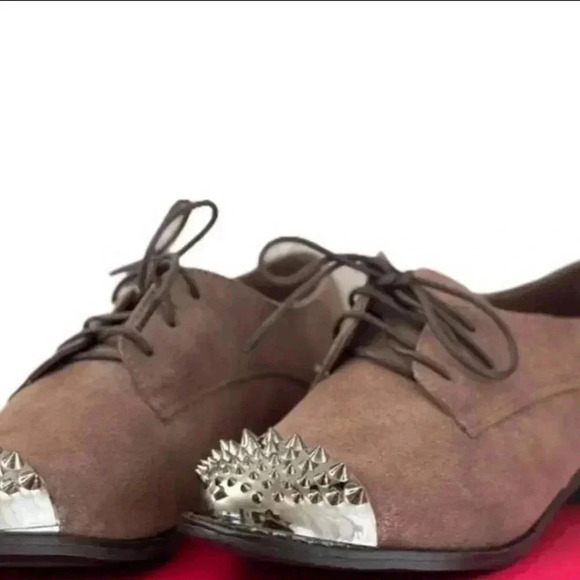 DOLLHOUSE SPIKE TOED OXFORDS. MULTIPLE SIZES - Picture 3 of 10